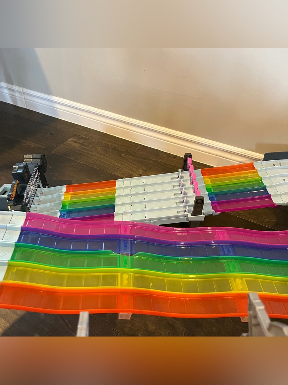 Hot Wheels Super Mario Kart Rainbow Road Track Set Works Lights Sounds Race Cars - Picture 13 of 16